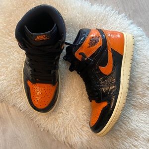 Air Jordan 1 Retro High OG "Shattered Backboard 3.0" sneakers